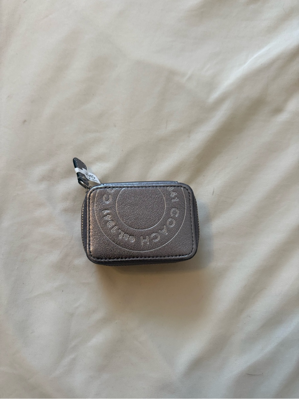 COACH | Metallic Silver Zip Coin or Pouch - Picture 2 of 8